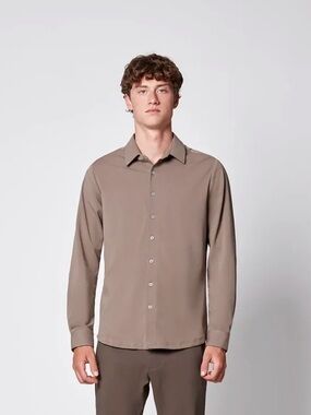 Men's Long-Sleeve Button-Up Shirt in Taupe size Large